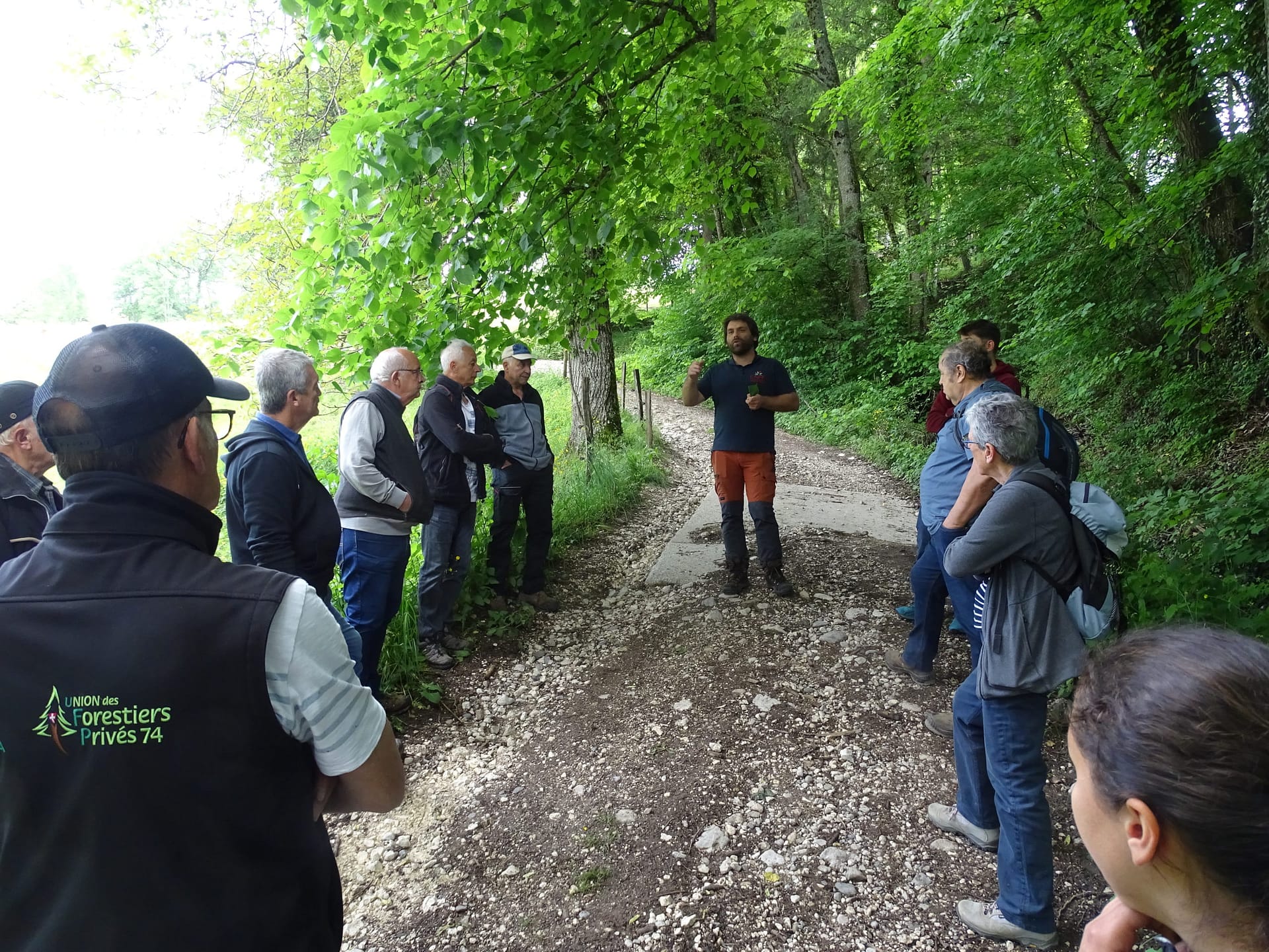 journée formation « reconnaissance des arbres forestiers » à GRUFFY