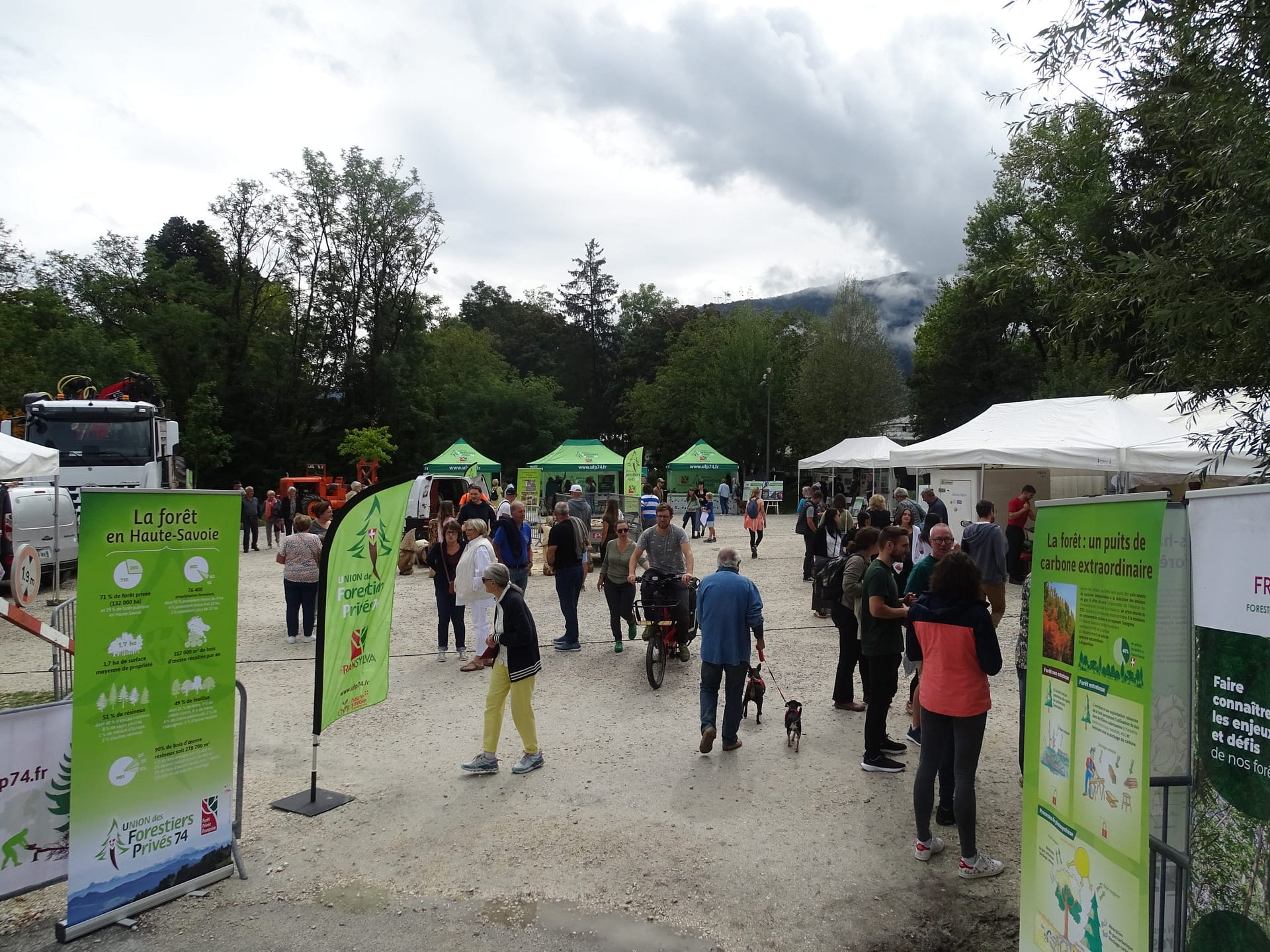 Les forestiers à la fête du LAUDON