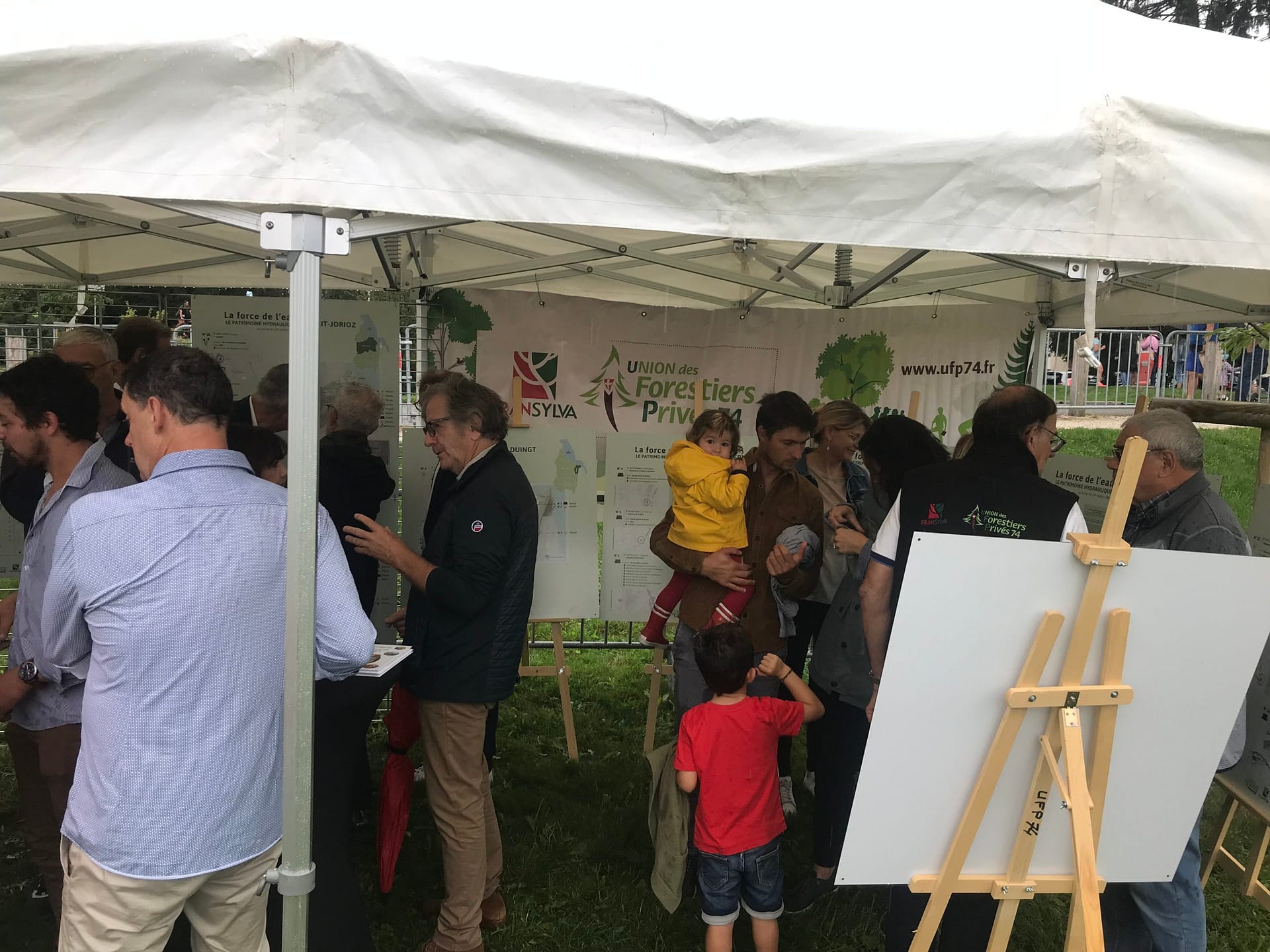 Exposition « la force de l’eau » à la fête du LAUDON à SAINT JORIOZ