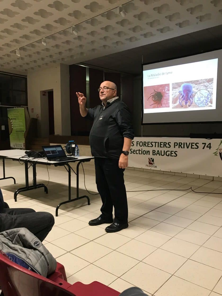 Belle affluence à la conférence sur la maladie de lyme à ALBY/CHERAN